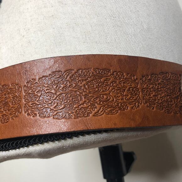 Leather Belt Brown Engraved Floral Vine Wide Italian Leather Medium main image 7